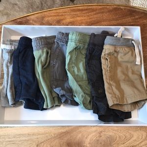 SHORTS BUNDLE 7 pairs of Cat & Jack (18M)